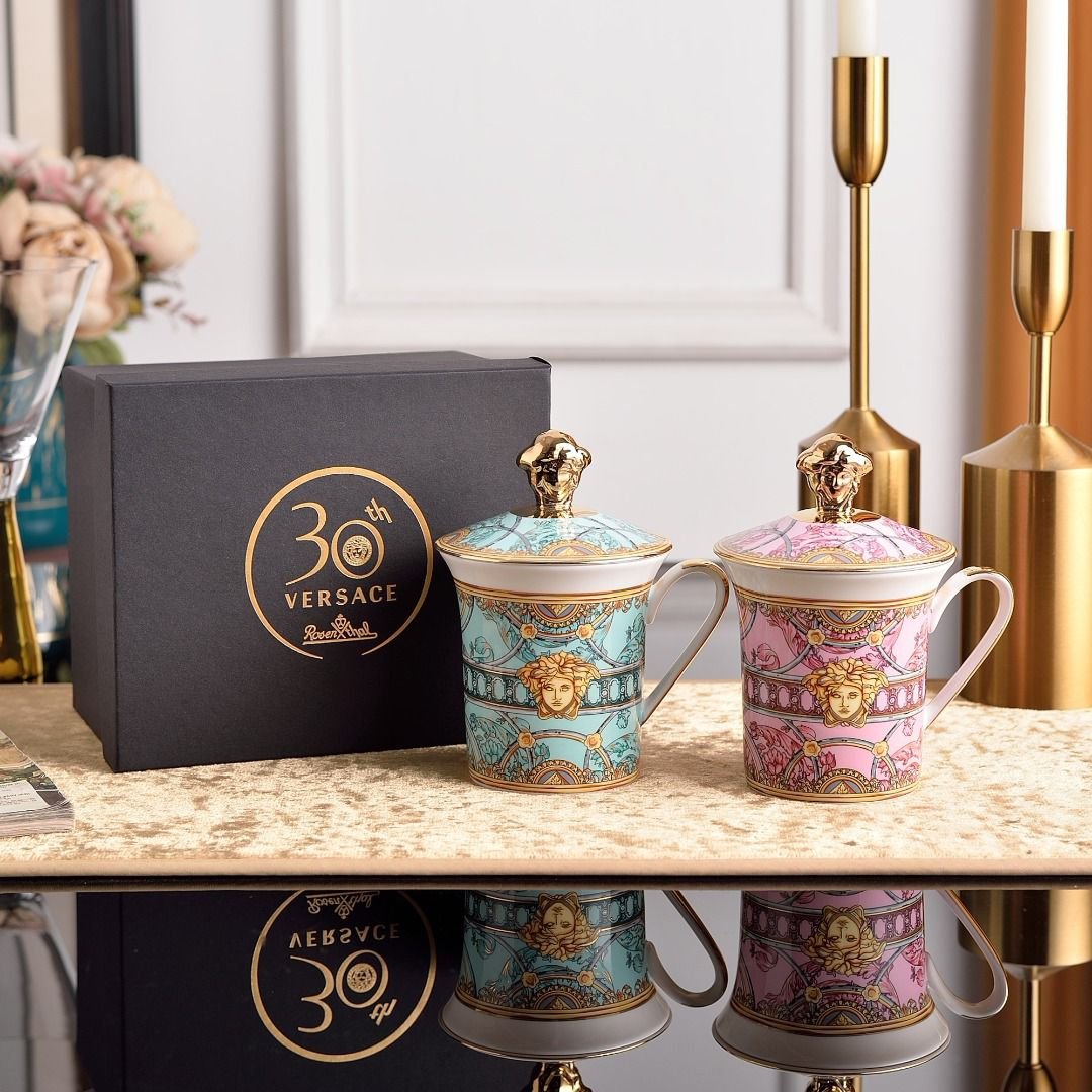 Versace mug with cap - Image 5 of 7